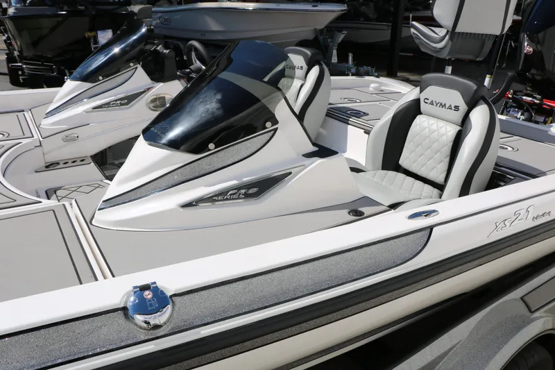 Slide: The Image of Caymas XS 21 Pro 2025 - 9