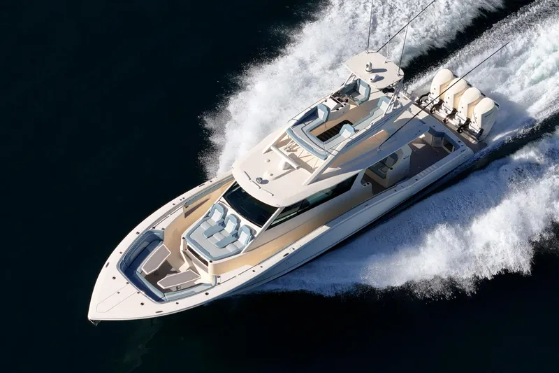 Slide: The Image of Scout 530 LXF 2023 - 13