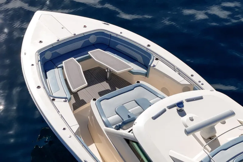 Slide: The Image of Scout 530 LXF 2023 - 15