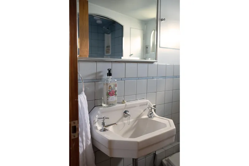 Slide: The Image of Grebe Sedan 1954 - 29