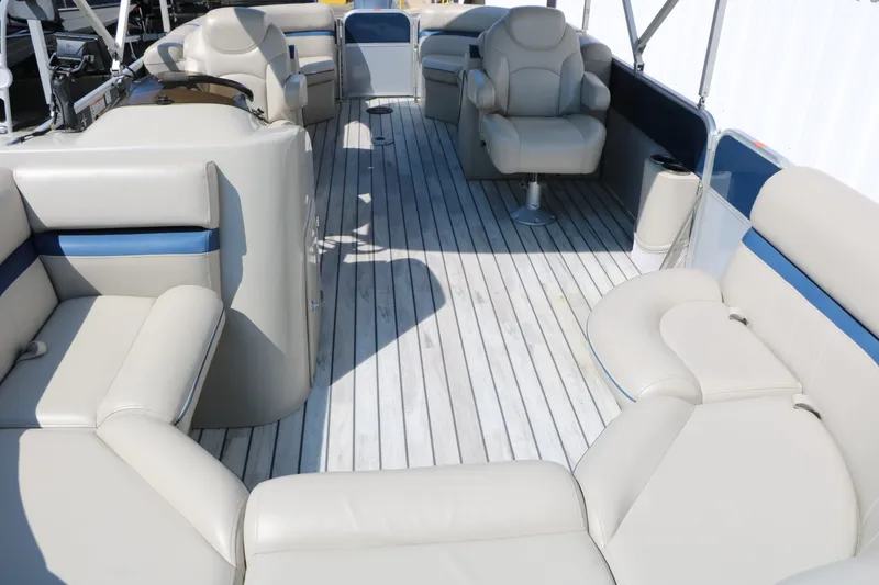 Slide: The Image of Berkshire Pontoons 22 RFX Cts Tri-toon 2017 - 18