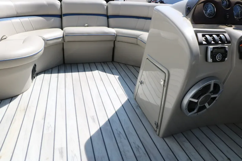 Slide: The Image of Berkshire Pontoons 22 RFX Cts Tri-toon 2017 - 37