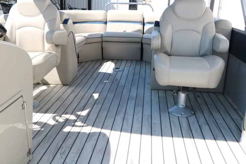 Slide: The Image of Berkshire Pontoons 22 RFX Cts Tri-toon 2017 - 41