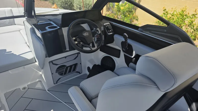 Slide: The Image of Malibu 23 LSV 2026 - 7