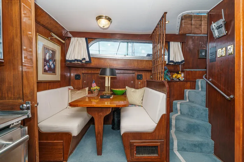 Slide: The Image of Hatteras 53 Motor Yacht 1971 - 34