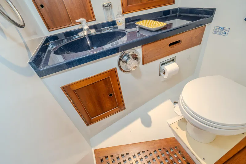 Slide: The Image of Grand Banks 55 Alaskan 1973 - 31