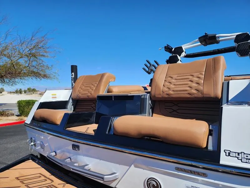 Slide: The Image of Malibu 26 LSV 2026 - 39