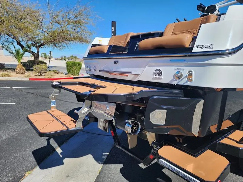 Slide: The Image of Malibu 26 LSV 2026 - 44