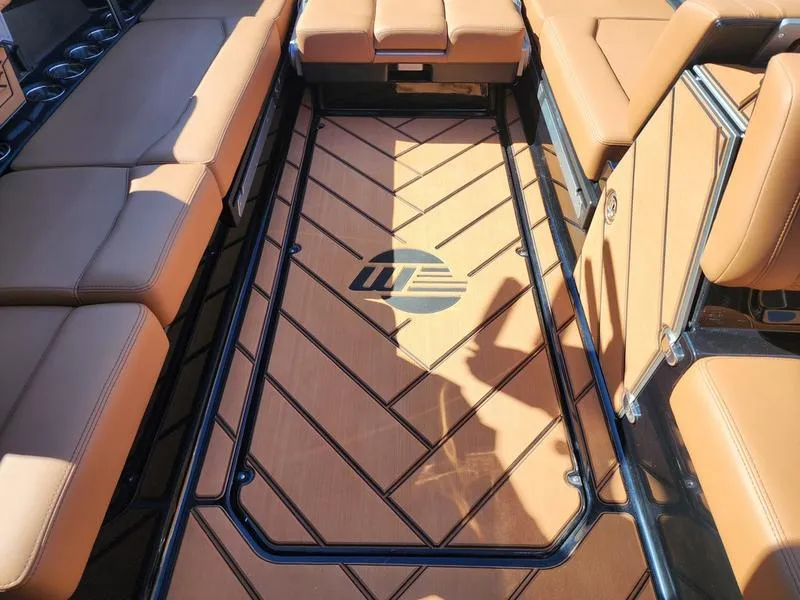 Slide: The Image of Malibu 26 LSV 2026 - 34