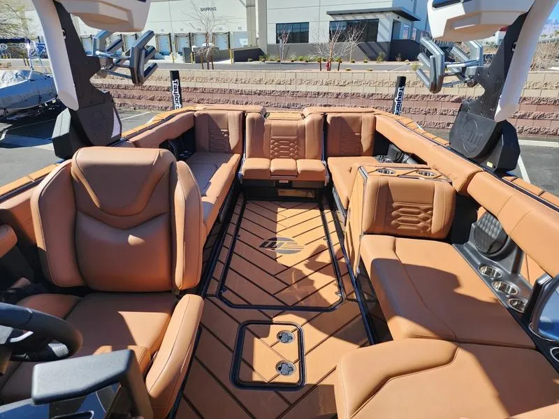 Slide: The Image of Malibu 26 LSV 2026 - 33