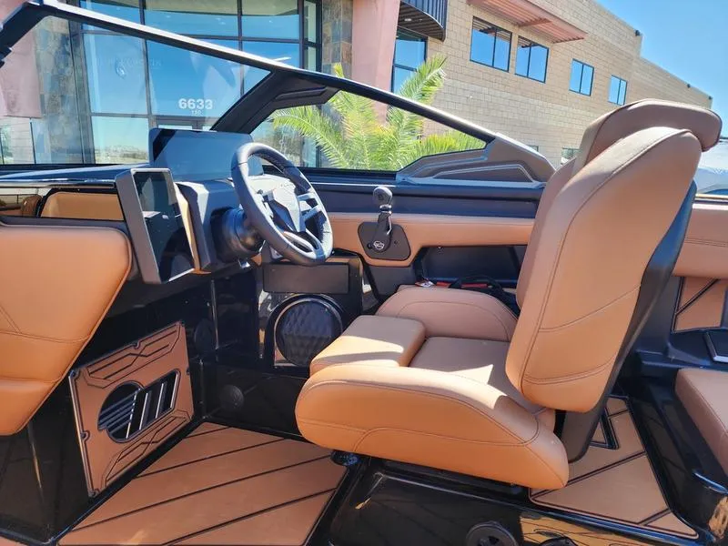 Slide: The Image of Malibu 26 LSV 2026 - 21
