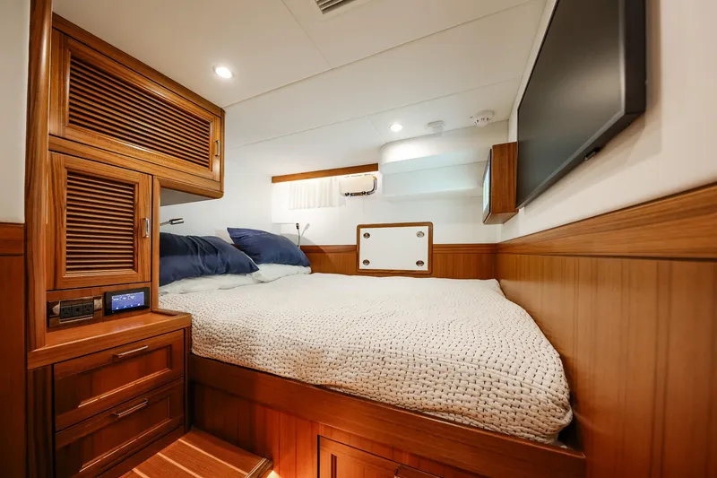 Slide: The Image of Fleming 85 Motoryacht Open Flybridge 2027 - 95