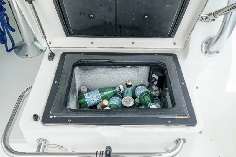 Slide: The Image of Boston Whaler 345 Conquest 2008 - 24