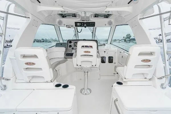 Slide: The Image of Boston Whaler 345 Conquest 2008 - 21