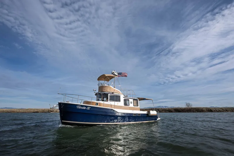 Slide: The Image of Ranger Tug R-31 CB 2014 - 58