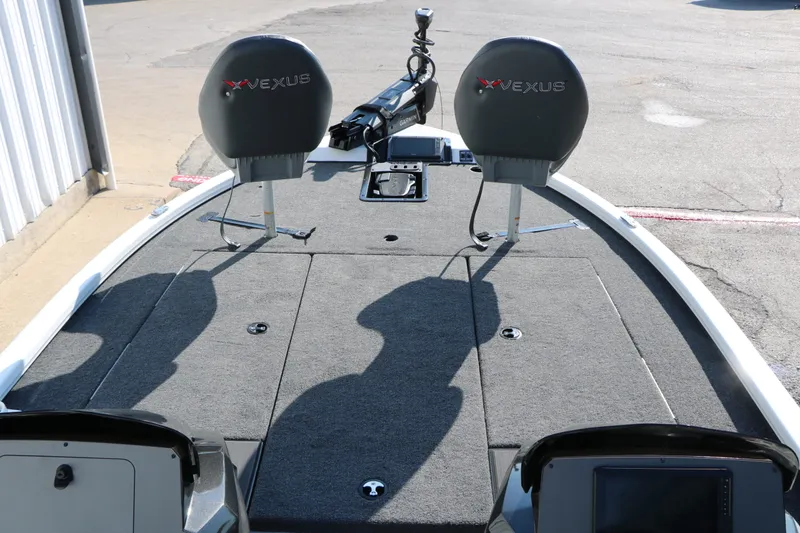 Slide: The Image of Vexus AVX 1985s 2025 - 27