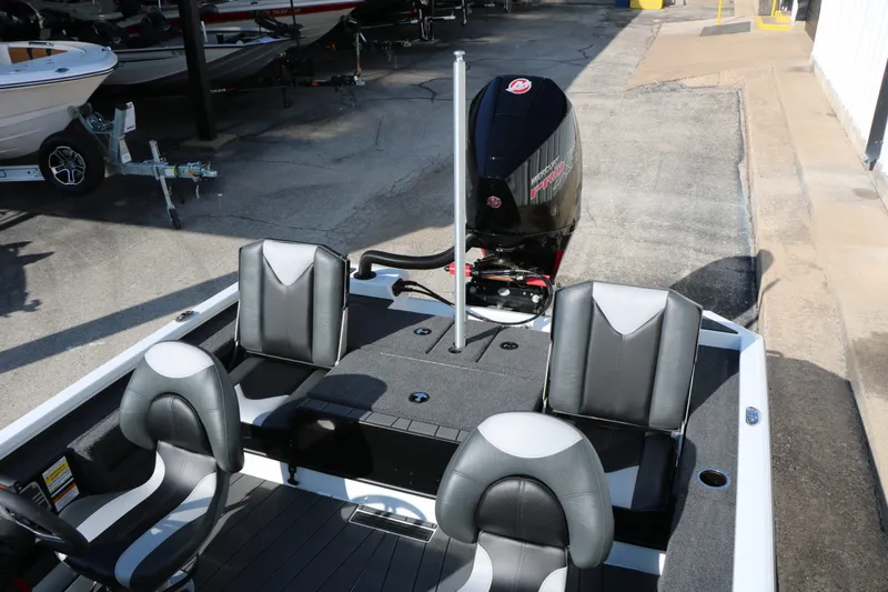 Slide: The Image of Vexus AVX 1985s 2025 - 28