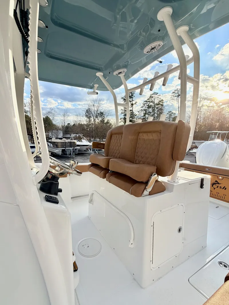 Slide: The Image of Sea Hunt Gamefish 30 FS 2026 - 10