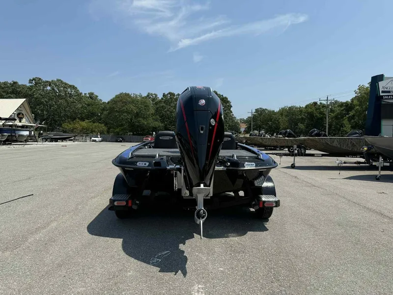 Slide: The Image of Phoenix Bass Boat 919 ZXL 2026 - 4