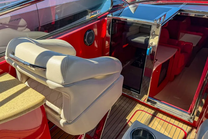 Slide: The Image of Hallett Custom High Performance Express Cruiser 2002 - 19