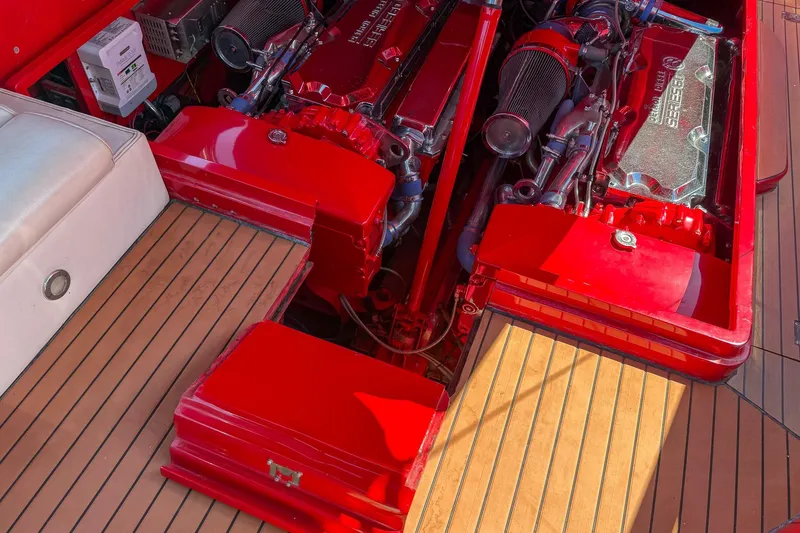 Slide: The Image of Hallett Custom High Performance Express Cruiser 2002 - 39