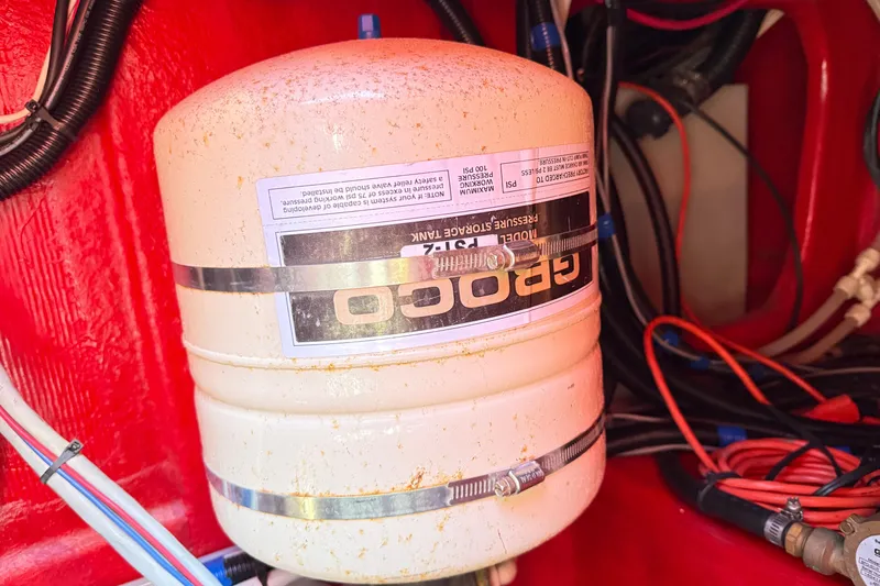 Slide: The Image of Hallett Custom High Performance Express Cruiser 2002 - 79