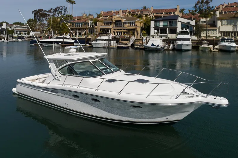 The Image of Tiara 3600 Open 2005 - 0