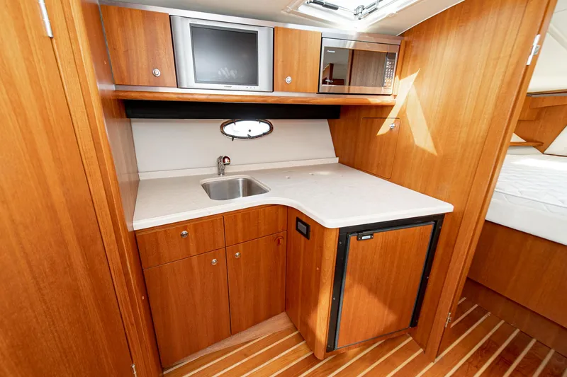 Slide: The Image of Tiara 3600 Open 2005 - 50