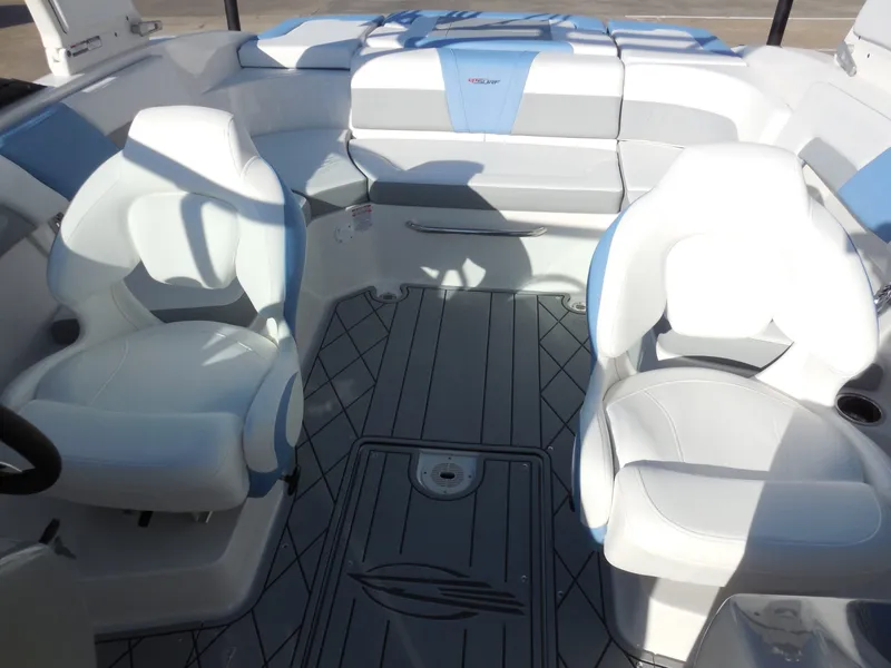 Slide: The Image of Chaparral GTS 3 2026 - 12