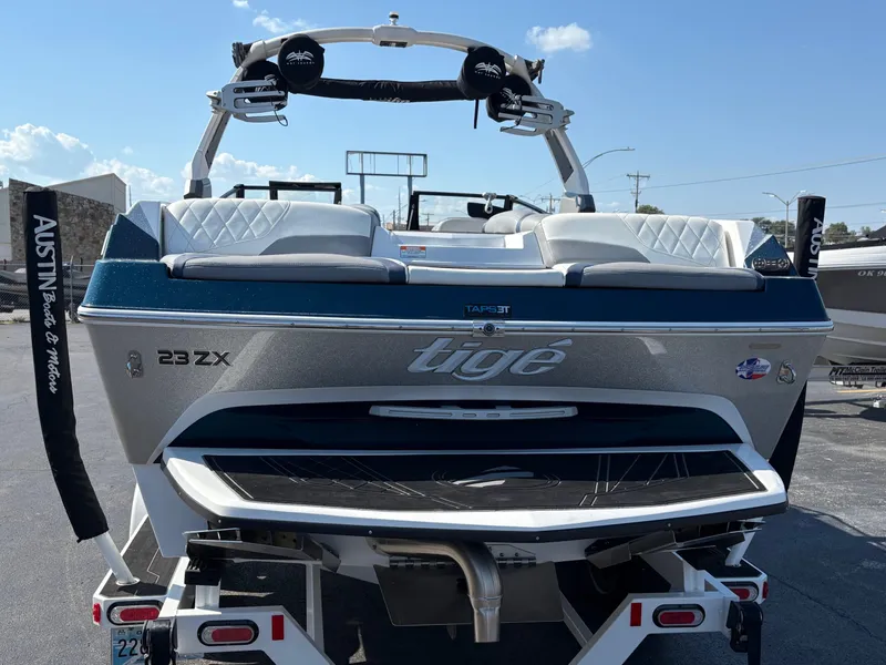 Slide: The Image of Tigé 23ZX 2020 - 4