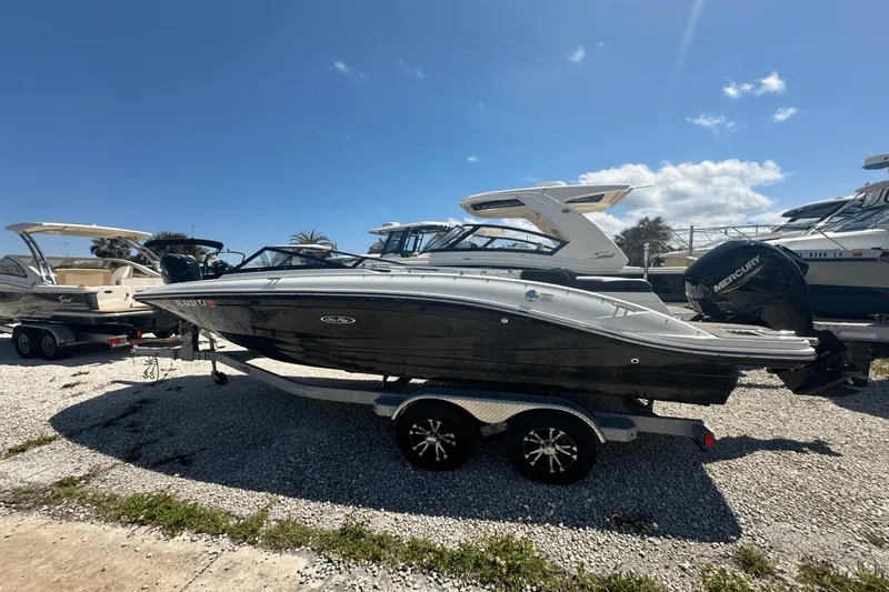 Slide: The Image of Sea Ray 21 SPX OB 2023 - 2