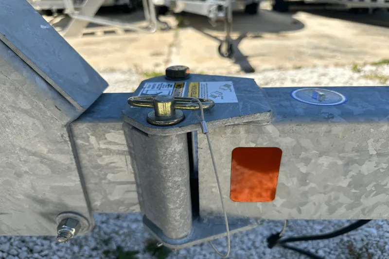 Slide: The Image of Sea Ray 21 SPX OB 2023 - 22