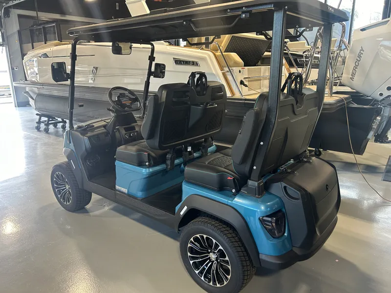 Slide: The Image of Voyager Commander 4PF 2026 - 2