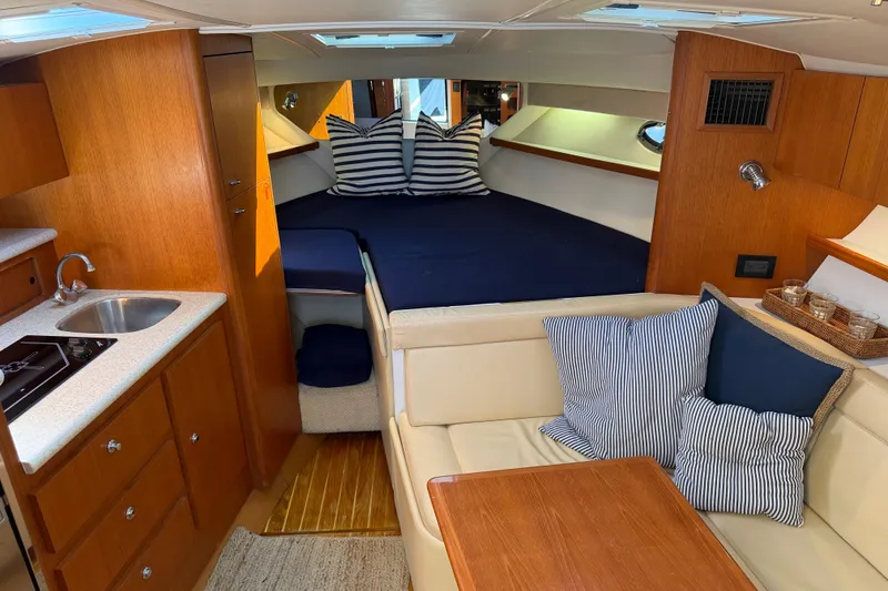 Slide: The Image of Tiara 3100 Open 2003 - 4