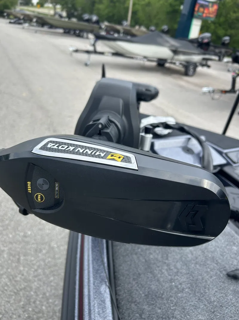 Slide: The Image of Phoenix Bass Boat 721 ZXL 2026 - 19