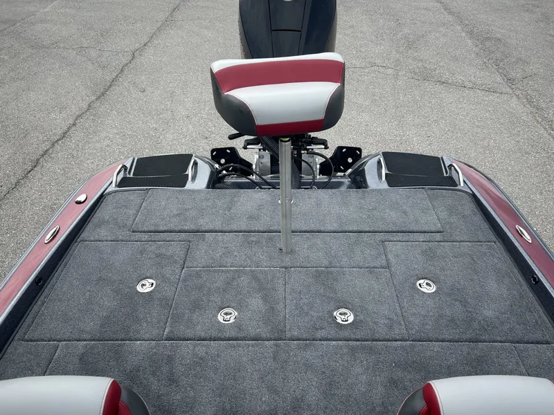 Slide: The Image of Phoenix Bass Boat 721 ZXL 2026 - 13