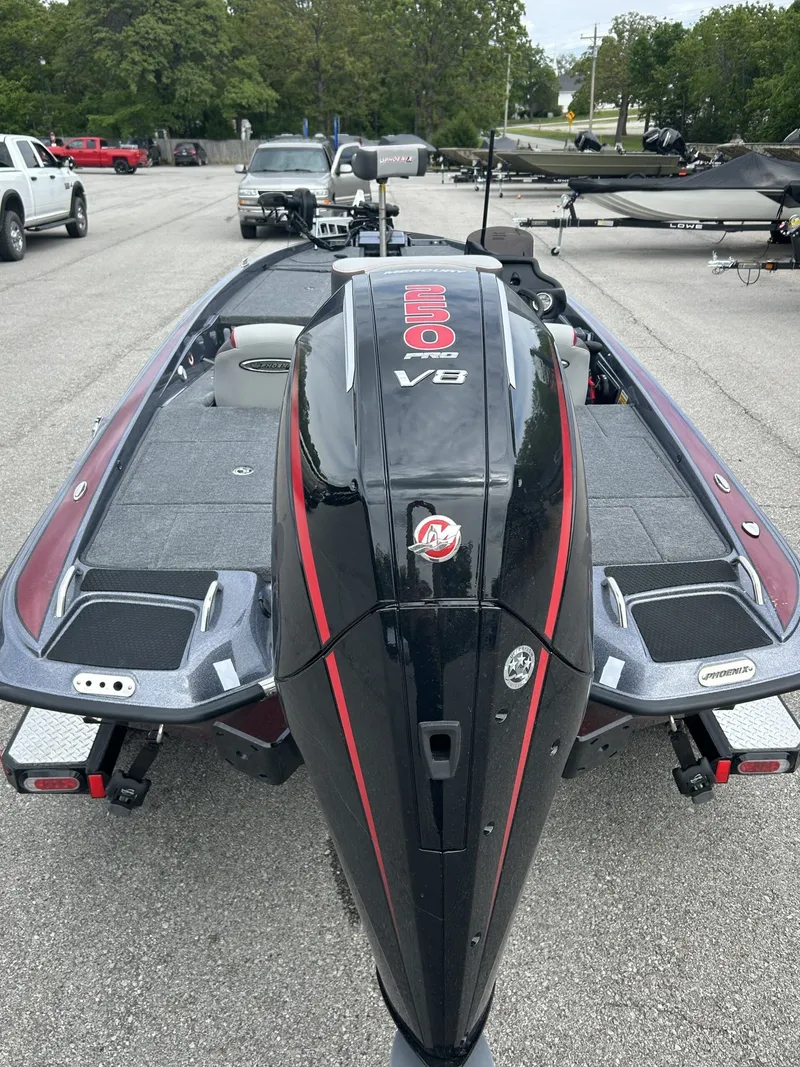 Slide: The Image of Phoenix Bass Boat 721 ZXL 2026 - 5