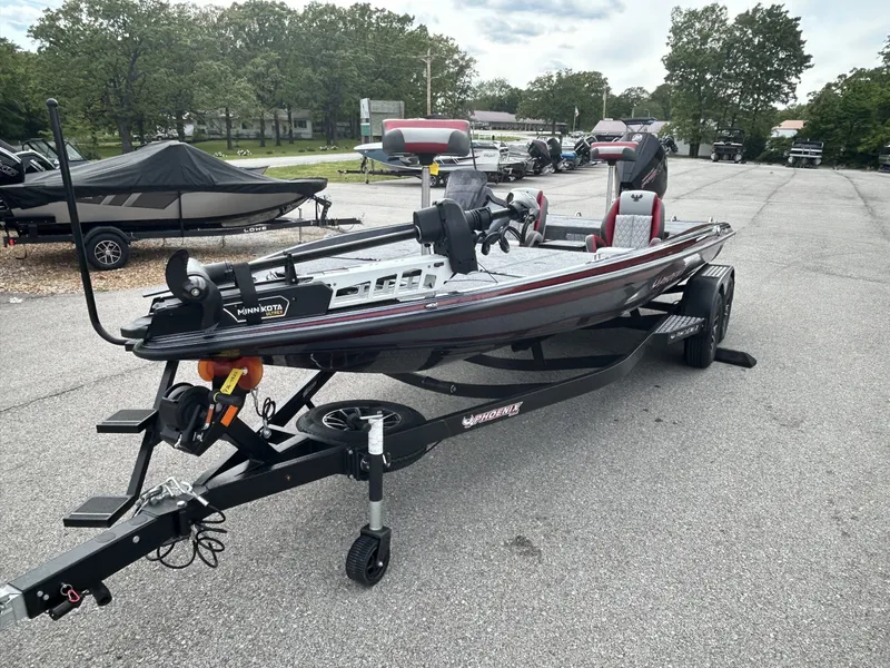 Slide: The Image of Phoenix Bass Boat 721 ZXL 2026 - 7