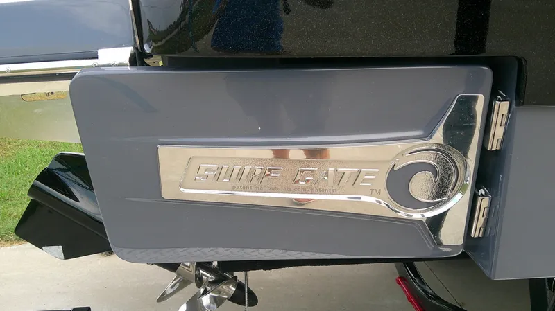 Slide: The Image of Chaparral 28 Surf 2026 - 4