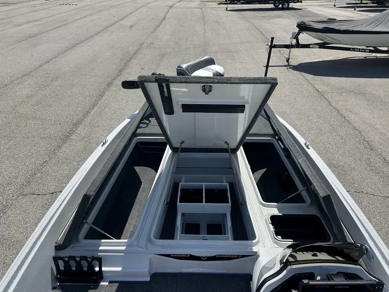 Slide: The Image of Phoenix Bass Boat 21 LXE 2027 - 16