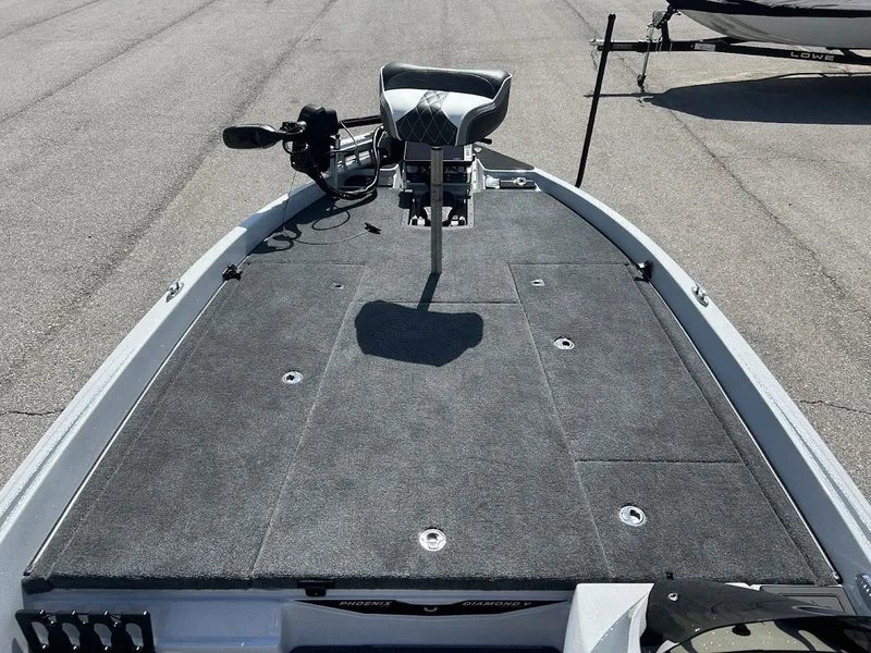 Slide: The Image of Phoenix Bass Boat 21 LXE 2027 - 15
