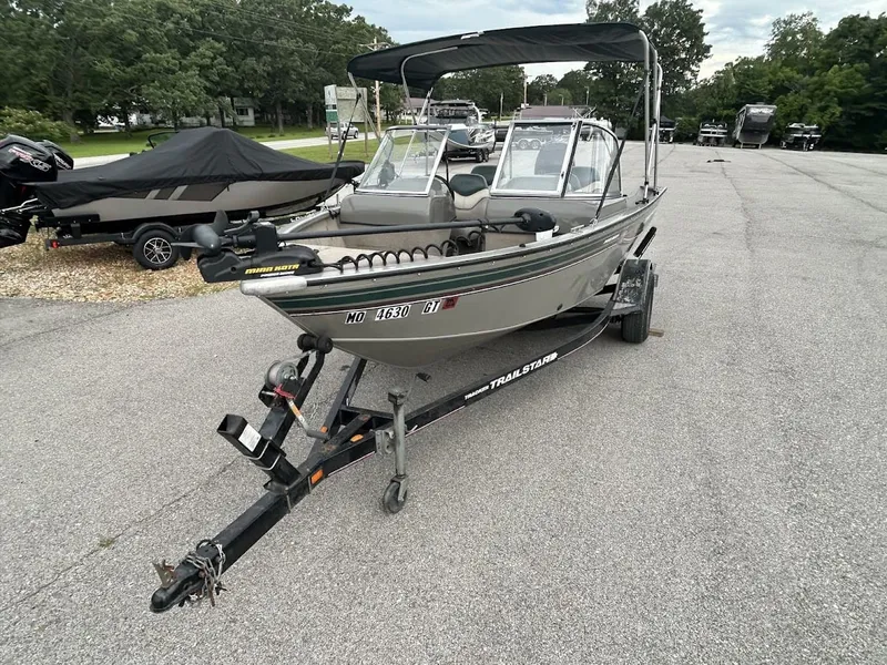 Slide: The Image of Tracker Pro Deep V16 2003 - 7