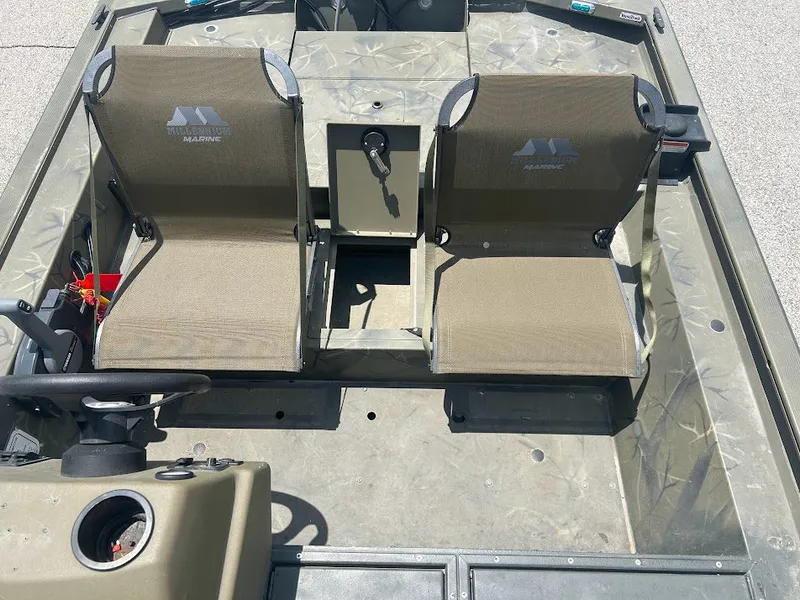 Slide: The Image of Tracker Grizzly 1754 2016 - 13