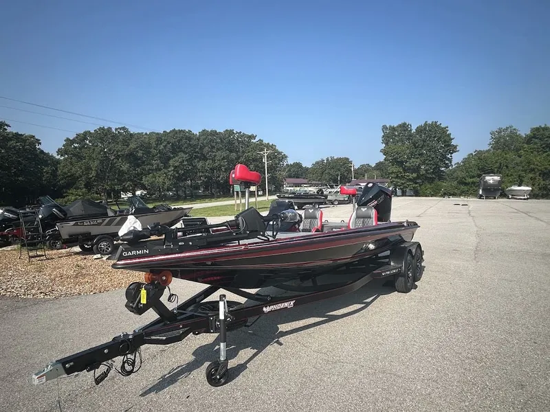 Slide: The Image of Phoenix Bass Boat 721 ZXL 2027 - 7