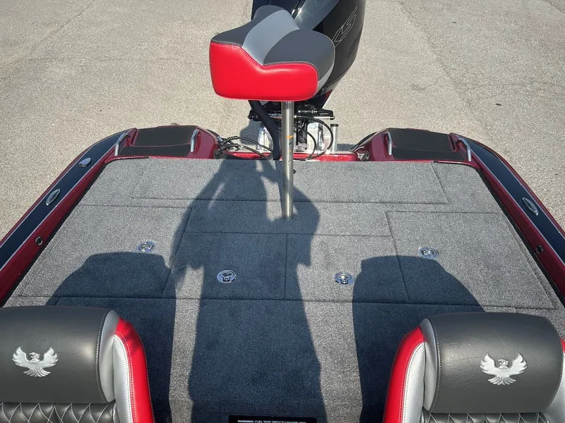 Slide: The Image of Phoenix Bass Boat 721 ZXL 2027 - 15