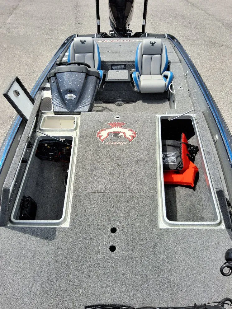 Slide: The Image of Phoenix Bass Boat 21 PHX 2019 - 15