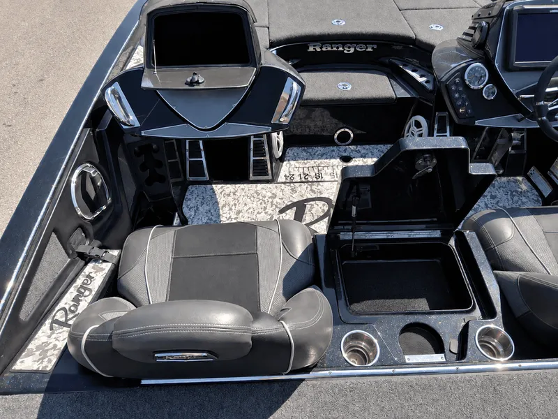 Slide: The Image of Ranger 521C 2019 - 18