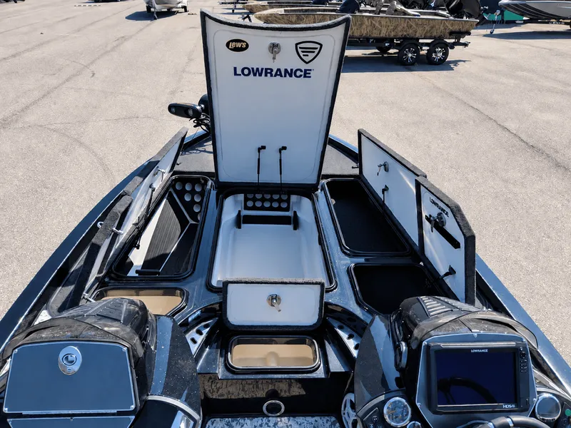 Slide: The Image of Ranger 521C 2019 - 17