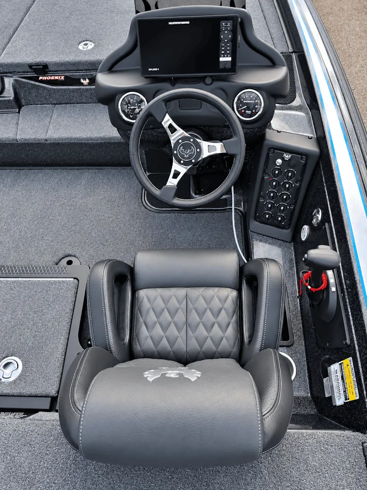 Slide: The Image of Phoenix Bass Boat 819ZXL 2027 - 15