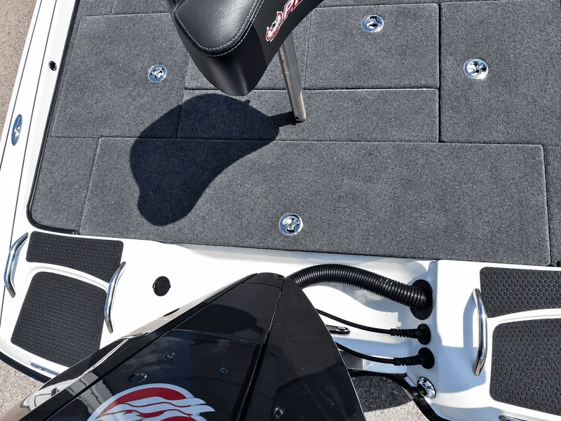 Slide: The Image of Phoenix Bass Boat 720 ZXL 2027 - 21